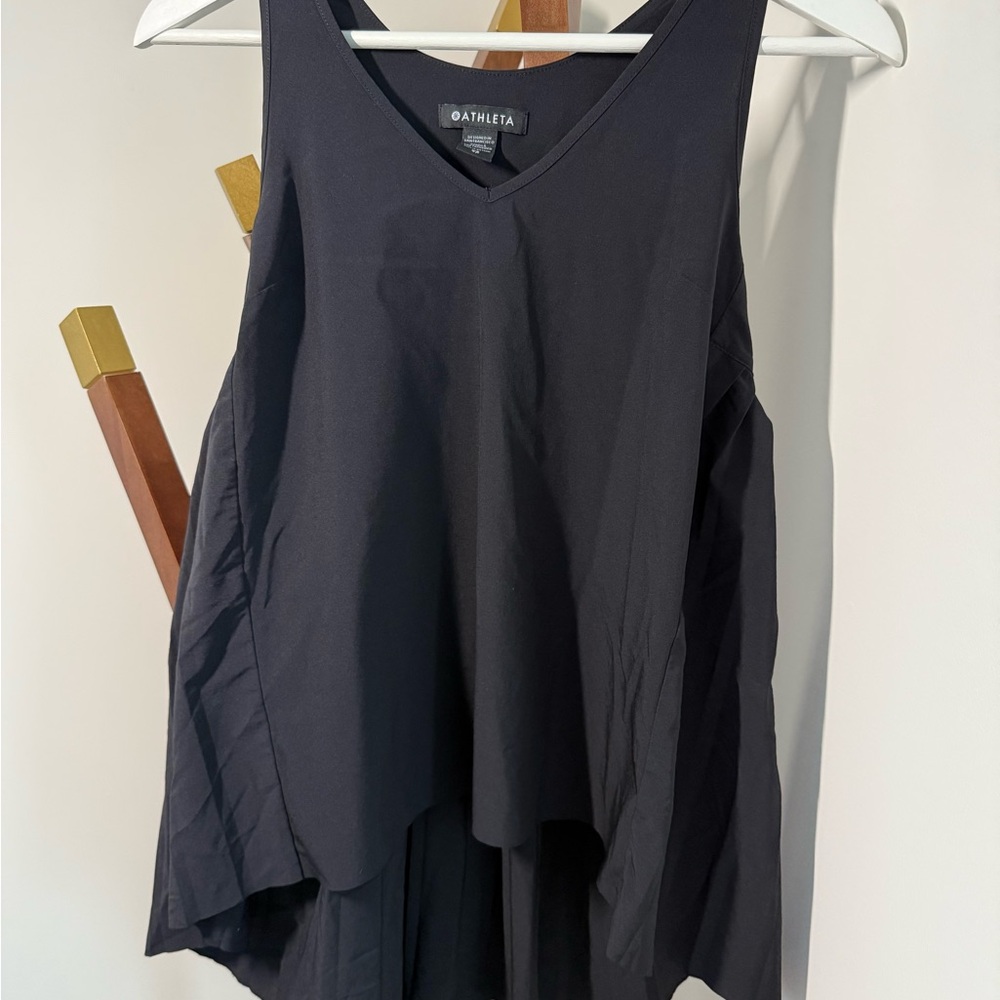 Athleta black Swing Forward Pleated V-Neck Tank Top size XS